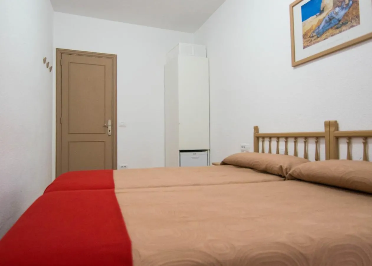 Pension Alcala Испания